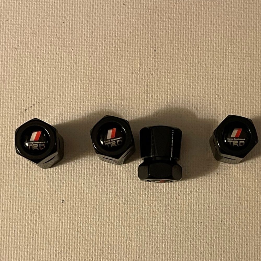 Toyota TRD valve Stem caps in Black NWT set of 4 NWT